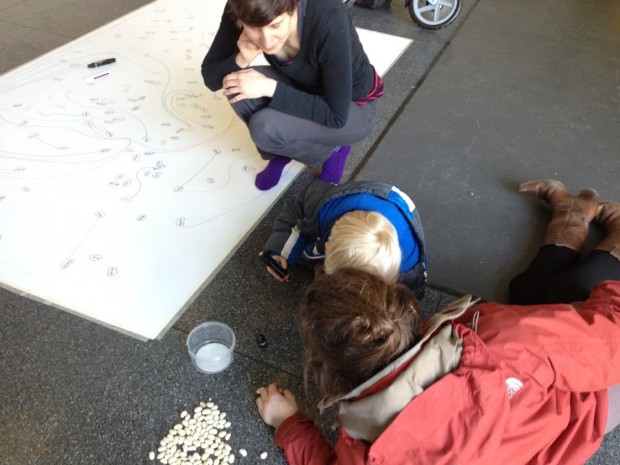 tanya-watches-as-toddler-chooses-happy-as-important-rootbeans-scifest-2014